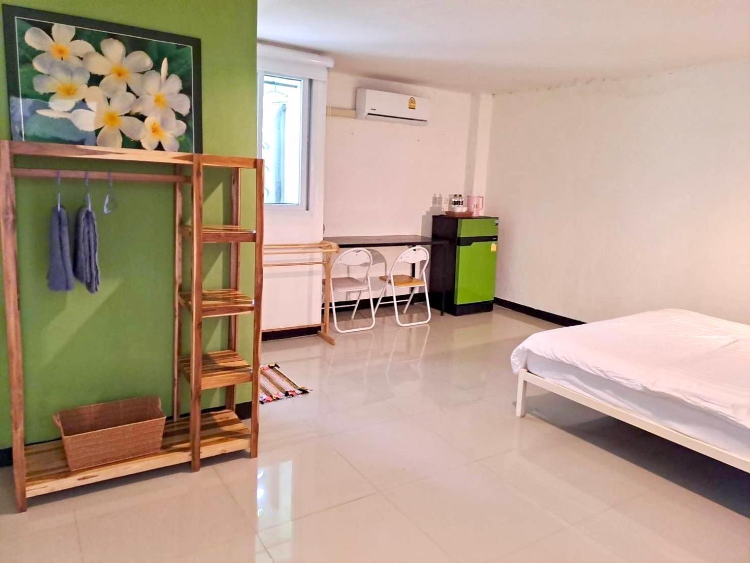 Wake Up @Lanta Hotel : Cafe Ko Lanta Exterior foto