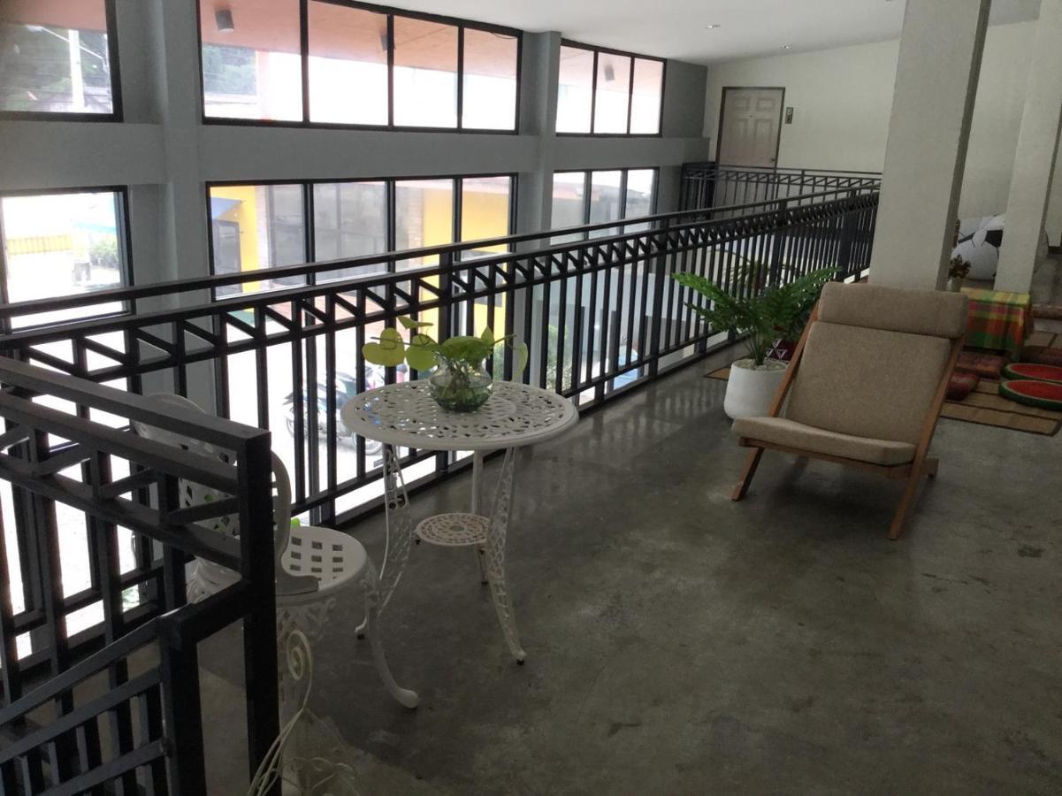 Wake Up @Lanta Hotel : Cafe Ko Lanta Exterior foto